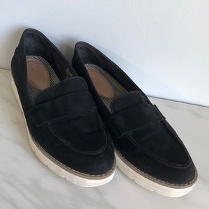 A New Day Faux Suede Black Loafers with White Sole Size 8.5
